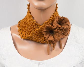 Cowl snood crochet-Infinity loop circle scarf crochet-neckband-felted flowers-