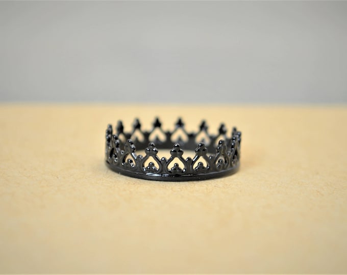 Dainty Black Crown Ring, Black Princess Crown Ring, Princess Ring, Tiara Ring, Queen Ring, Black Ring, Black Princess Ring, Black Crown Ring