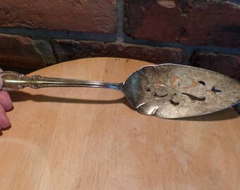 1847 Rogers Brothers I S Reflections Cake Server, Pierced Pie Server in Reflection (Silverplate 1959), wedding gift