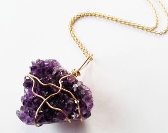 Amethyst crystal, amethyst pendant, amethyst jewelry, amethyst necklace, amethyst, crystal pendant, crystal jewelry, gemstone necklace