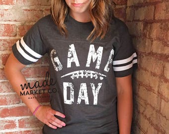 Football Game Day Tee | Team Spirit Graphic Tees, Adult Women's Tshirt , Jersey Sleeve Shirt, Nice Soft T-Shirts, Grey Flowy Cute Ladies