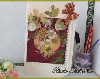Friend birthday card. Greeting card girls. Real flowers. Holiday card. Card for Mom. Aunt cards. Birthday cards. Friends anniversary.