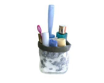 Storage basket, trinket tray or planter of flowers
