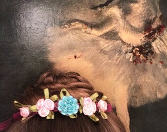 The midsummer night's dream bun garland