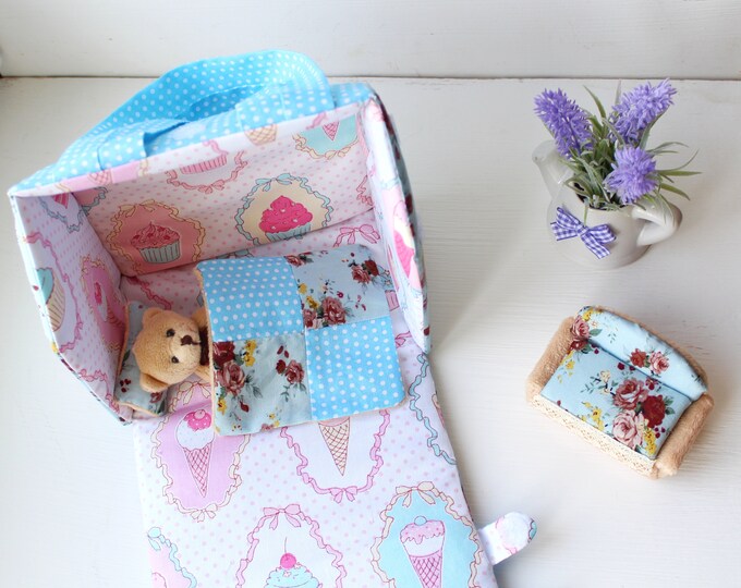 Fabric dollhouse Soft dollhouse Travel toy Gift for girl Dollhouse Kit