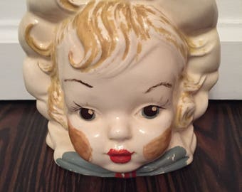 Baby Head Vase Hull 6 1/4" Tall