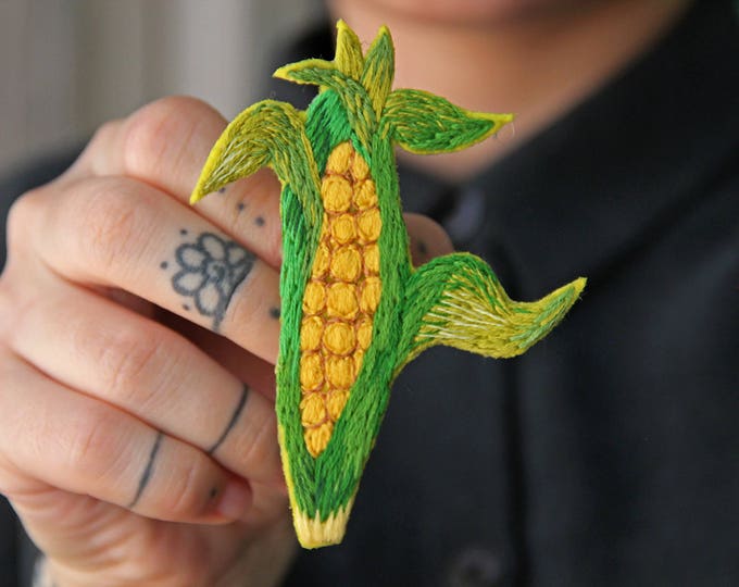 Pin Vegetable Brooch Corn pin Vegan brooch Embroidered Nature Lover Gift For Vegetarian Embroidery Vegetable Jewelry Vegan Girlfriend Gift