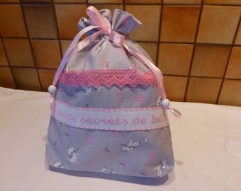 "Bag embroidered" baby's little secrets "gray and pink - little kitties