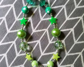 Childrens green diamond and stars chunky bubblegum bead necklace