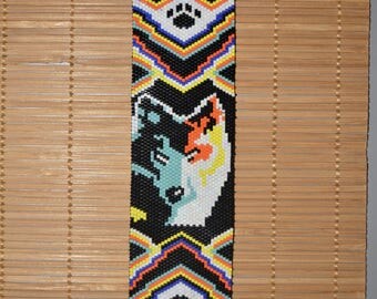 Wolf black and colorful peyote stitch bracelet