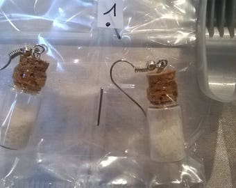 small Stud Earrings in glass and Cork