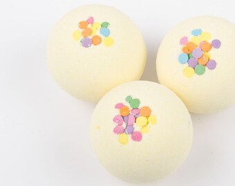 Buttercream Bath Bomb - 1 Bath Bomb Fizzie - Gift For Her - Stocking Stuffer