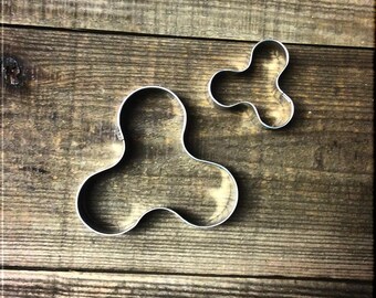 Set of 2 Fidget Spinner Cookie Cutters #NAWK162