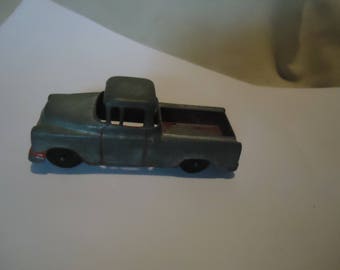 Vintage Tootsietoy Red Pickup Truck, collectable, USA