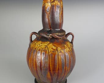 Drippy Vase (418)