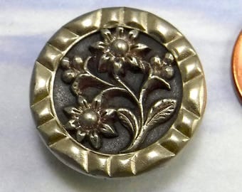 Antique Victorian Button Floral 1 Inch Large Brass Metal Button 182