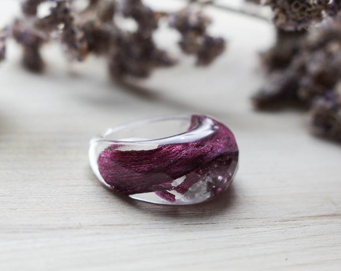 Tulip Resin Ring, Purple Resin Ring, Clear Transparent Resin Ring, Flower Botanical Ring, Terrarium Jewelry, Spring Resin Ring, Size 9 ring