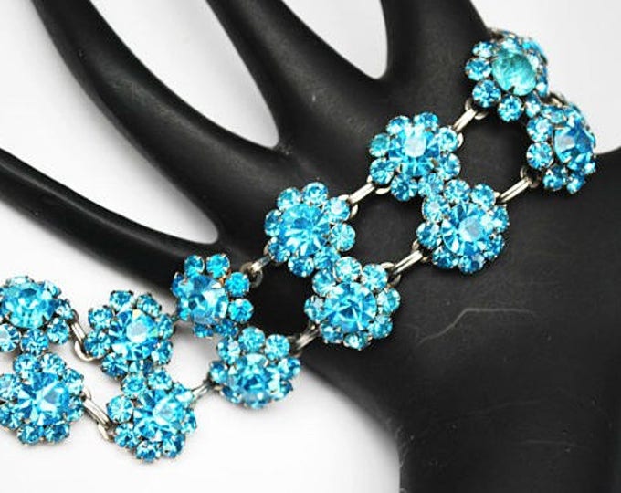 Blue rhinestone bracelet - double strand Link - Rhinestone flower - mid century - light baby blue bangle