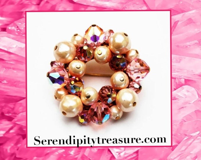 Pink Crystal pearl Brooch - cluster Bead -white pearl beads - pinkish aura borealis - round Wreath Pin