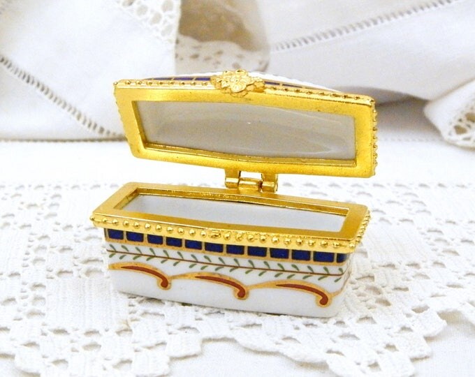 Small Vintage French Hand Painted Porcelain Pill Box with Floral Pattern, Tiny Hinged Rectangular Ceramic / China and Metal Box from France Small Vintage French Hand Painted Porcelain Pill Box with Floral Pattern, Tiny Hinged Rectangular Ceramic / China and Metal Box from France