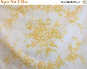 ON SALE Vintage Westpoint Pepperell Floral Pillowcase, West Point Pepperell Standard Pillow Case, Yellow Crest of Roses Pillowcase, Vintage