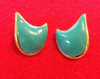 ON SALE Vintage Teal and Gold Tone Enamel Earrings Posts