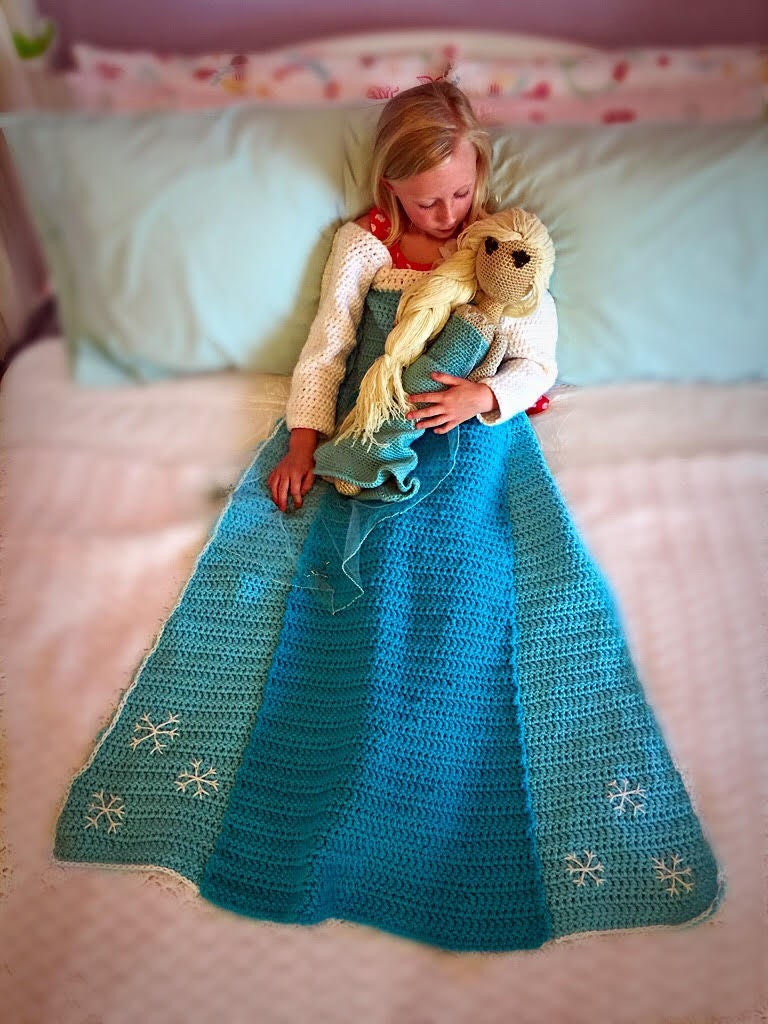 Anna and Elsa Crochet Princess Dress Blanket PATTERNS from