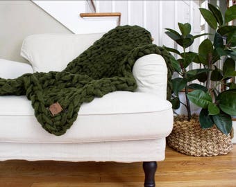 SALE! // Chunky Knit Blanket // Chunky Knit Throw // 36" x 60" // Simply Maggie