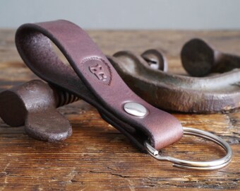 Leather Keychain, Leather Key Fob - Riveted Leather Keyring in Dark Brown