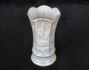 Belleek Porcelain Vase 7th Brown Mark circa 1980s