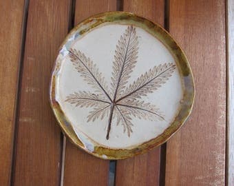 To order - rest spoon made of stoneware with leaf imprint