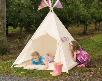 Kids Teepee playtent with wooden poles included