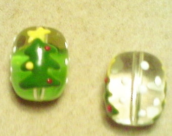 Christmas tree beads; beautifullu handcrafted, lapwork glass Christmas tree beads, approximately 20x13mm, 2pcs/2.80.