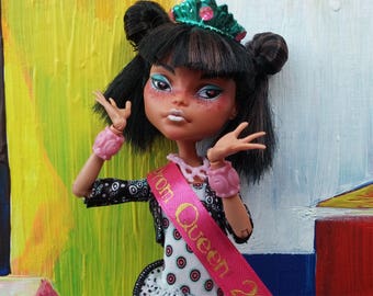 Cleo de Nile Monster High repaint doll Candy