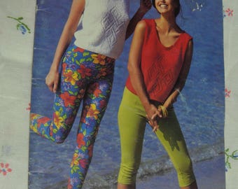 Patons 664 " At the Beach " Spring / Summer Tops Knitting Pattern Booklet