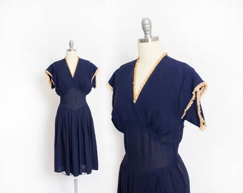 Vintage 1940s Dress - Navy Blue Rayon Pleated Short Sleeve Day Dress 40s - Small