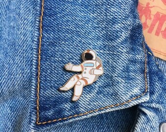 Spaceman, Astronaut Enamel Pin, Hard Enamel Pin, Jewelry, Art, Gift (PIN47)