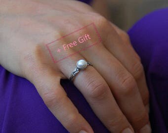 Pearl Ring, Braided Silver ring, Pearl promise ring, June birthstone ring, Pearl ring sterling silver, Ring for girlfriend, Gift for sister