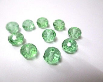 10 faceted light green glass 6x8mm rondelle beads