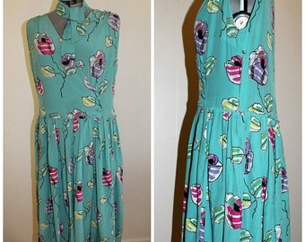 ON SALE Vintage 40s Dress Women, 40s dress, Vintage Clothing, Day dress, Silk, Medium, 1940s dress,