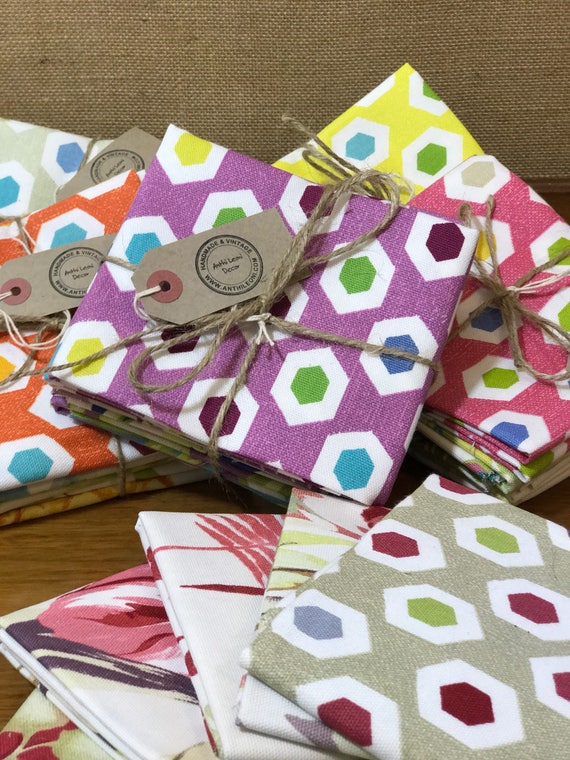 Fat Quarter Fabric Bundle x 5 Assorted Heavy Quilting / Upholstery Material in Matching Colours - Modern Fabric Squares for Sewing and Craft