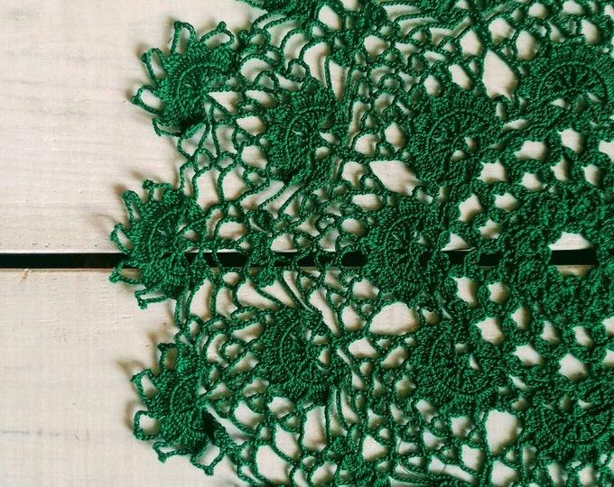 14 inch Doily, Handmade Crochet Doily, Green Round Tablecloth, Housewarming Gift, Gift for Her, Green Table Setting, Bright Summer Doily