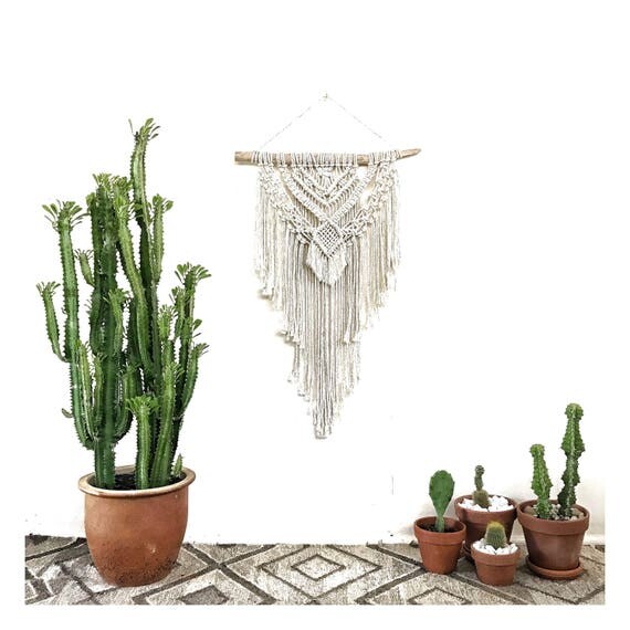 Macrame Wall Hanging RADIANT (in Natural Glow)