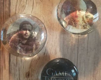 Set of 3 Game of Thrones Magnet Set with Jon Snow and Khaleesi
