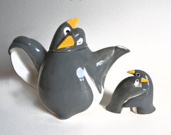 Vintage 1970's Fitz and Floyd Penguin Teapot plus Salt and Pepper Shakers