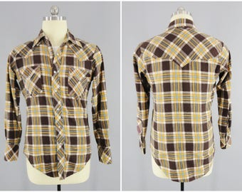1970s Vintage / Plaid Flannel Shirt / Western Style / Scalloped Shoulders / Pearl Snap Buttons / Miller Stockman / Size Small / 36-38