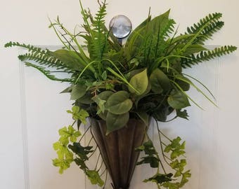 Spring wreath/ summer wreath/ door wreath/ front door wreath / greenery wreath/ front door decor/ door decor