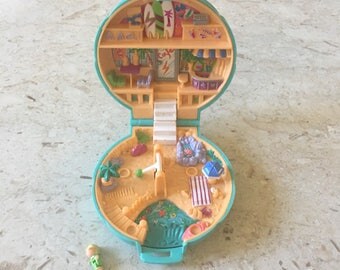 1989 Polly Pocket Beach Party Set Jet Ski Bluebird Complete bonus figure & Float 1989 Polly Pocket Beach Party Set Jet Ski Bluebird Complete bonus figure & Float