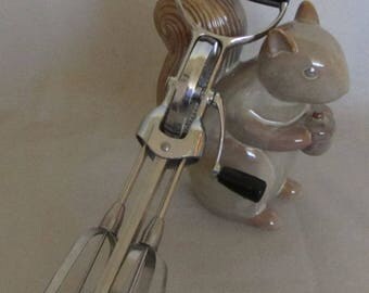 Vintage Heavy Duty Ecko Human Powered Manual Hand Mixer