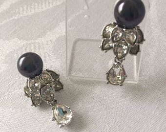 Elizabeth Taylor Designer Drop Earrings